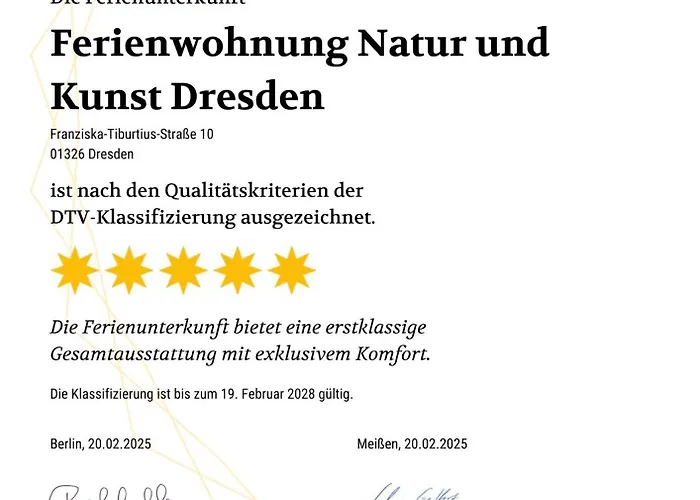 Apartment Und Kunst *